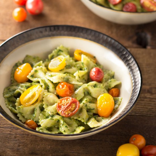 Pesto Pasta with Roasted Tomatoes