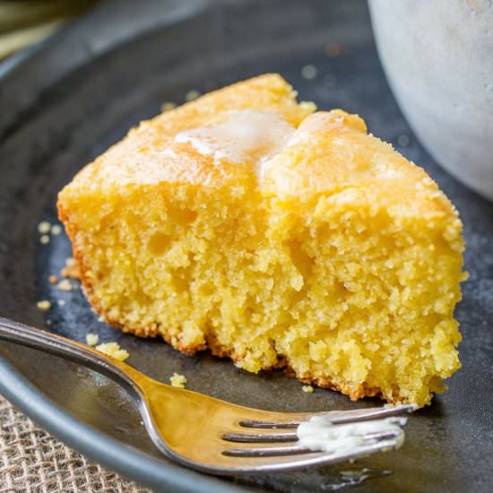 Skillet Buttermilk Cornbread