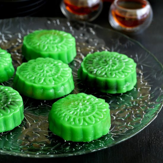 Pandan Snowskin Mooncakes