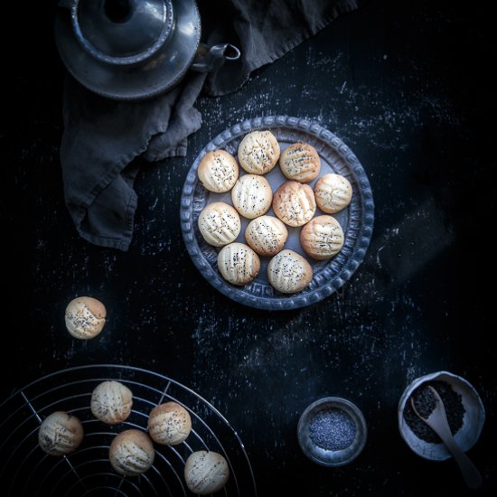 Persian Cardamom Rice Flour Cookies