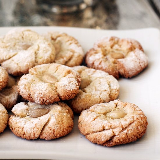 Moroccan Almond Cookies