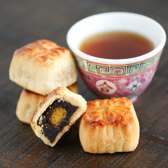 Mooncake Brownie Bites