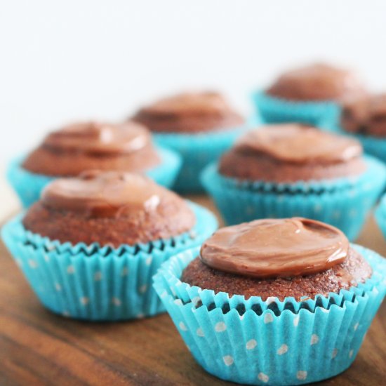 4-Ingredient Banana Nutella Muffins