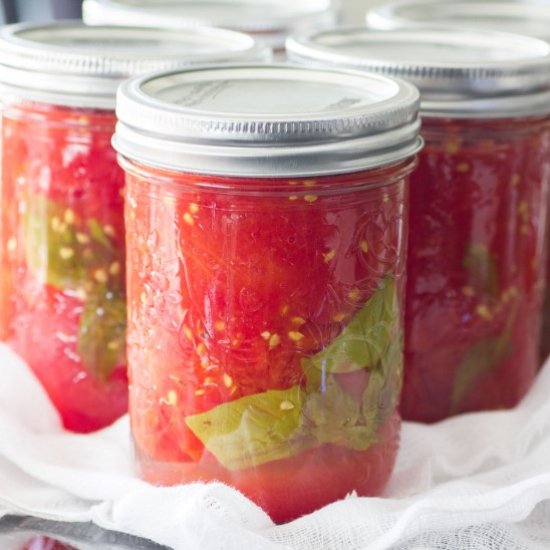 Easy Homemade Canned Tomatoes