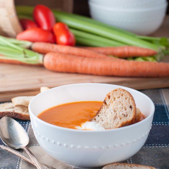 Quick Blender Tomato & Carrot Soup