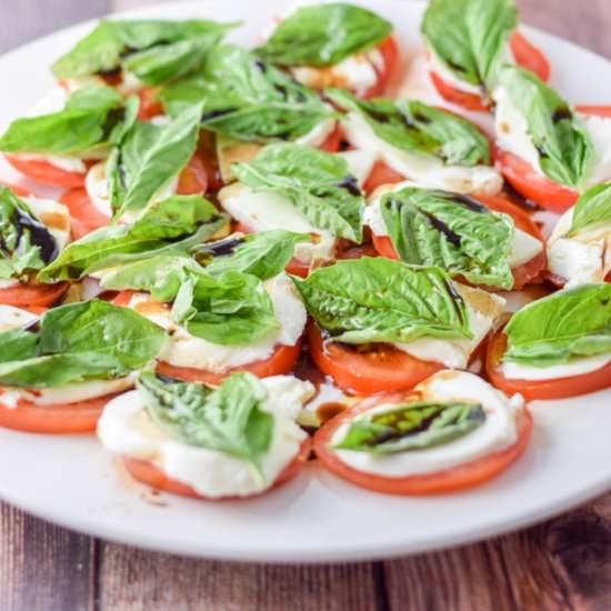 Simple Caprese Salad