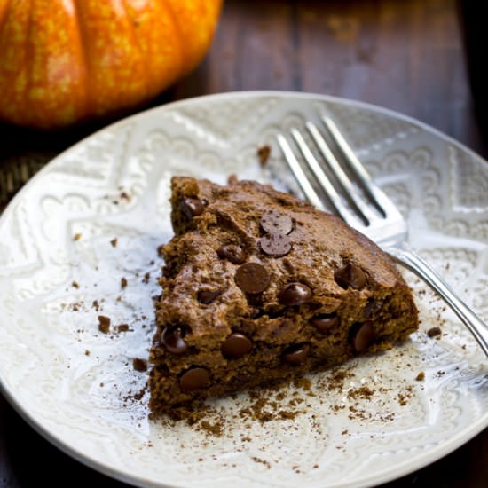 Pumpkin Spice Chocolate Chip Cake