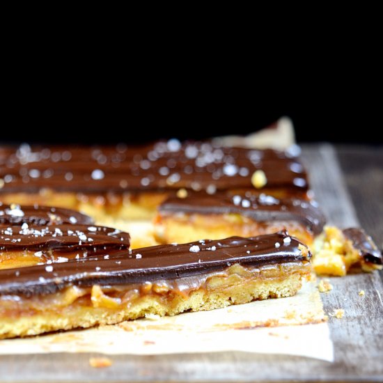 Salted chocolate toffee apple bars