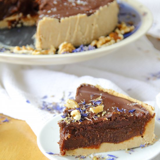 Vegan Millionaire’s Shortbread Pie