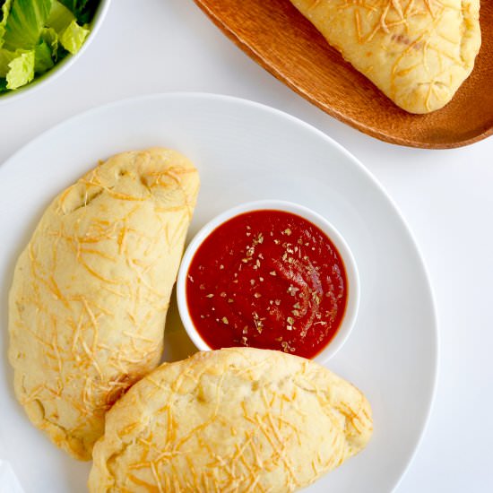 Cheesy Garlic Chicken Calzones