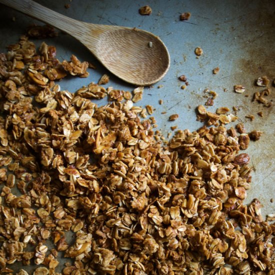 Basic Homemade Granola