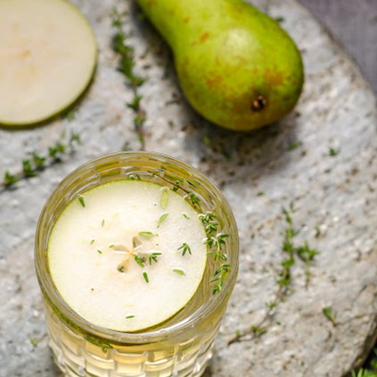 Pear & Thyme Mule