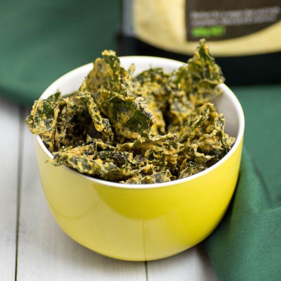 Raw (Dehydrated) Cheesy Kale Chips