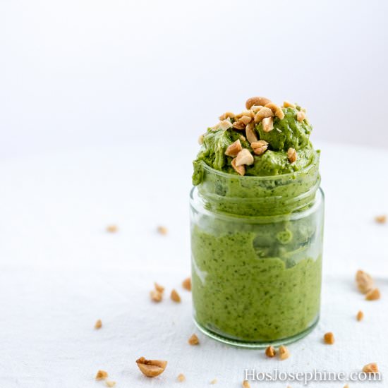 Avocado Ice Cream with Spinach