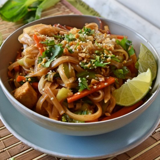 Easy Homemade Vegan Pad Thai Recipe