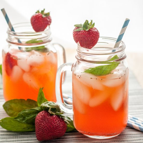 Strawberry Basil Lemonade