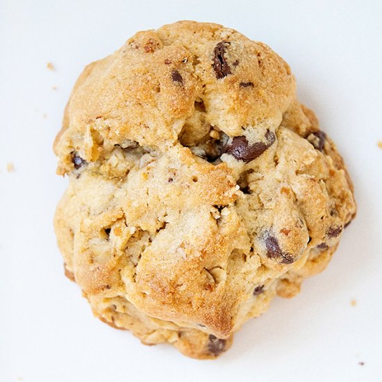 Chocolate Chip Granola Cookies