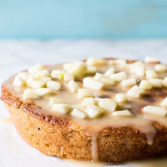 Caramel Apple Skillet Cake