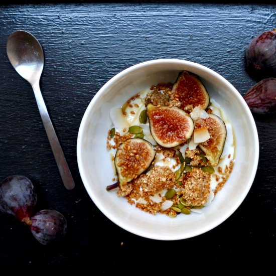 Fig and Granola Yogurt Bowl