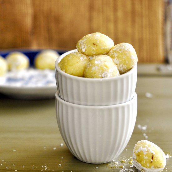 White Chocolate Saffron Truffles