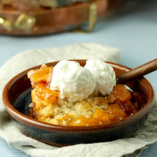 New England Peach Cobbler