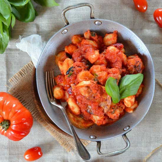 Baked Gnocchi with Tomato and Basil