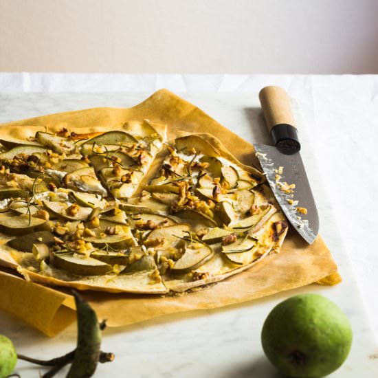 Flatbread with Pears and Goat Cheese