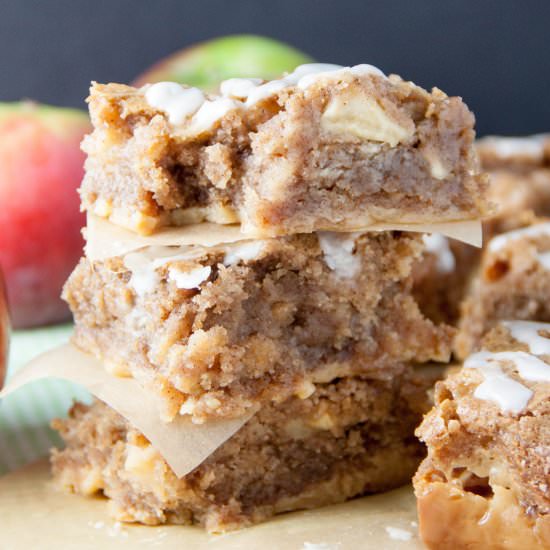 Apple Pie Gooey Bars