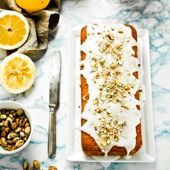 Lemon and Pistachios Cake