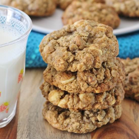 Chai Oatmeal Chocolate Chip Cookies