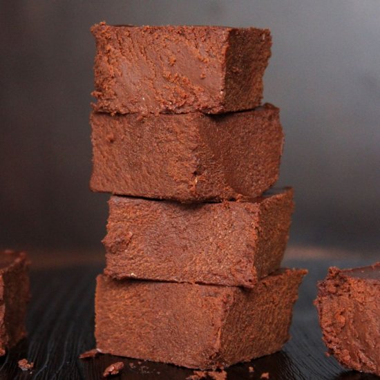 Easy Raw Vegan Fudge