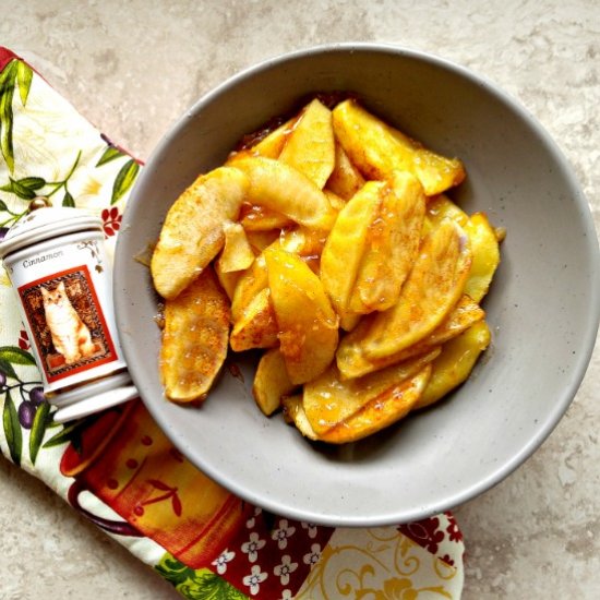 Cinnamon Baked Apple Slices