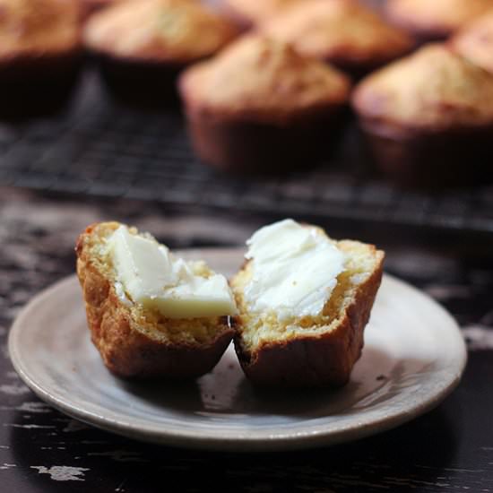 Jalapeño Cheddar Corn Muffins