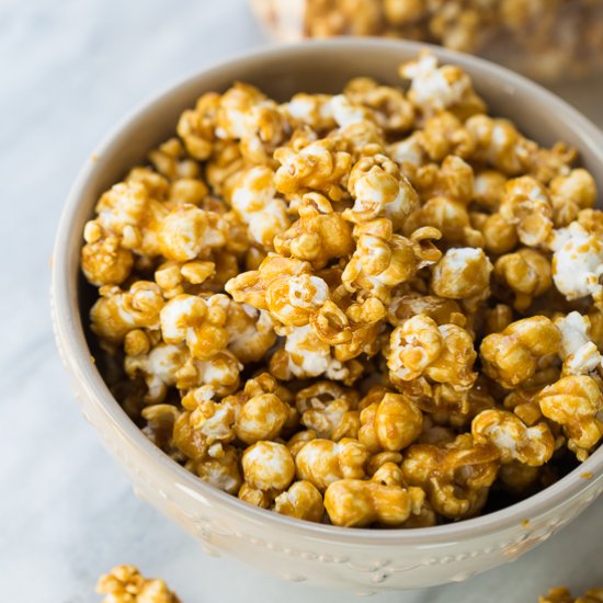 The Best Homemade Caramel Corn