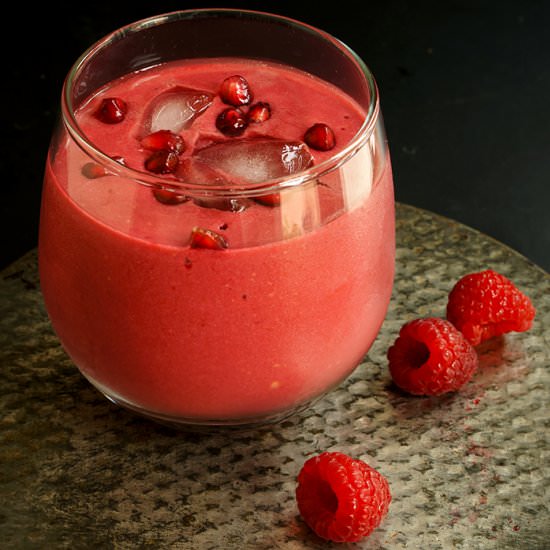 Pomegranate Guava Smoothie