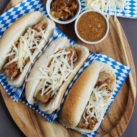 Caramelized Onion Beer Bratwurst