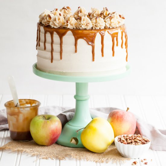 Apple Toffee Crunch Cake