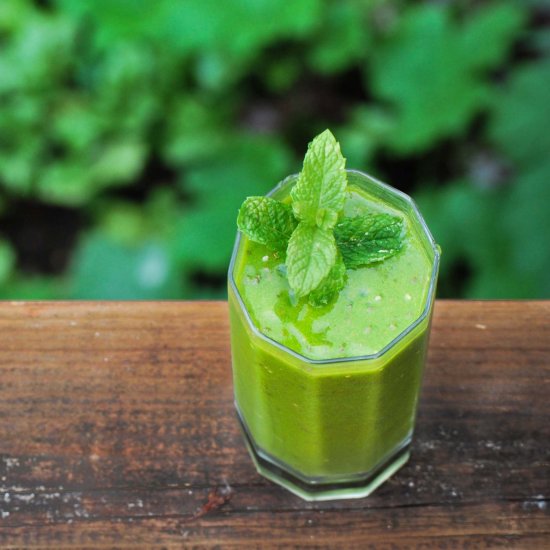 Apricot & Greens Smoothie