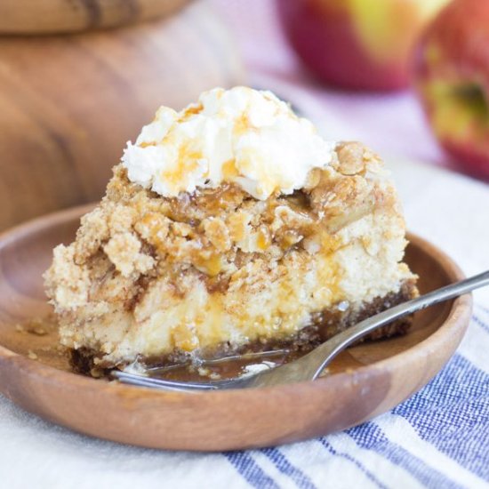 Caramel Apple Crisp Cheesecake