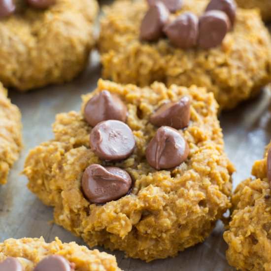 5 Ingredient Pumpkin Oatmeal Cookie