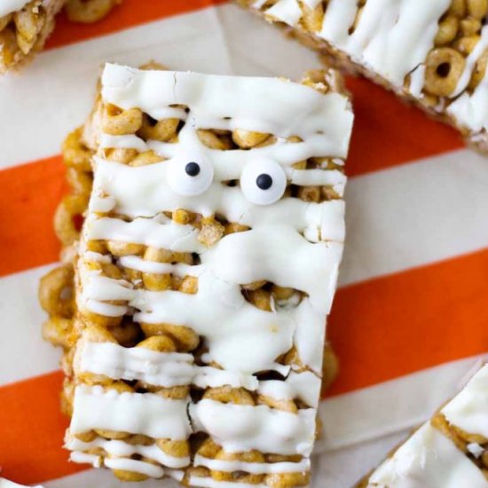 Halloween Mummy Cereal Bars