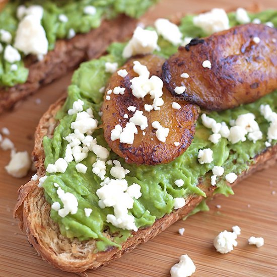 Avocado Toast with Sweet Plantains