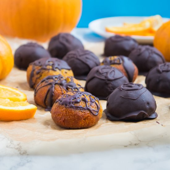 White Choc Orange Pumpkin Cake Pops