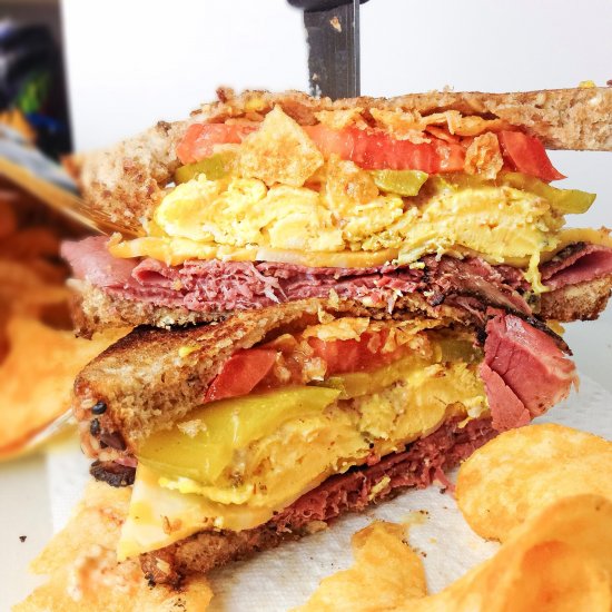 Zesty Egg Sandwich And Kettle Chips