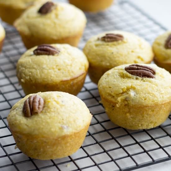 Maple Pecan Cornbread Muffins