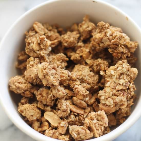 Chunky Peanut Butter Granola