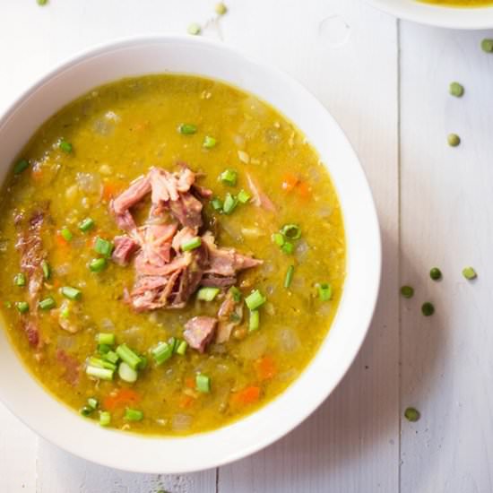 Slow Cooker Split Pea Soup