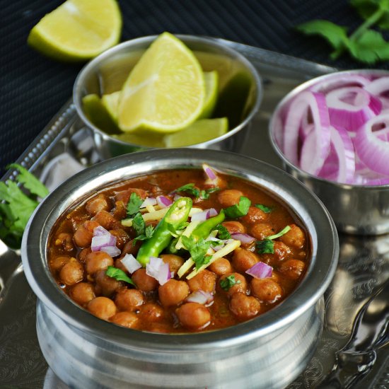 Chole Hatura / Chole Masala