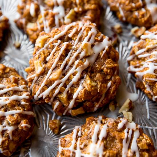 Apple Cinnamon Oatmeal Cookies