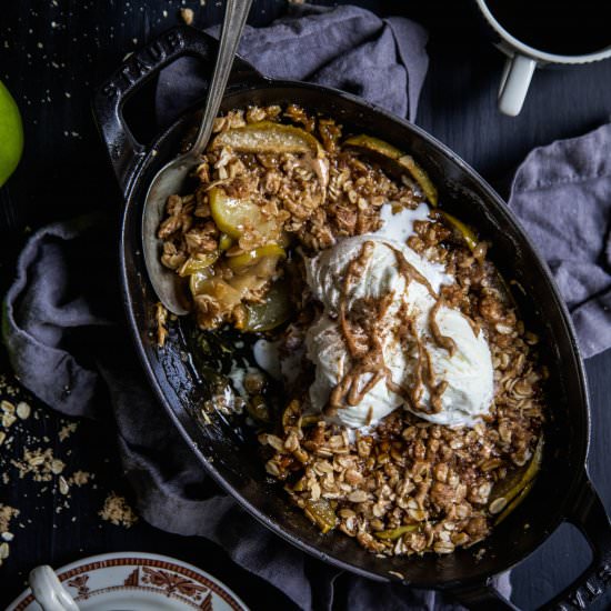 Apple Bourbon Oatmeal Cookie Crisp